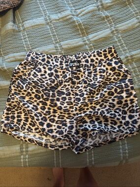 Leopard Print Athletic Shorts for Women - Black/Tan